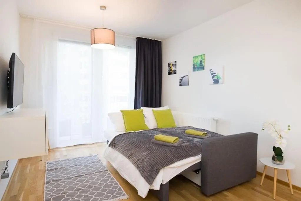 Premium City Apartment With Balcony! Free Garage Parking Included! Wiedeń