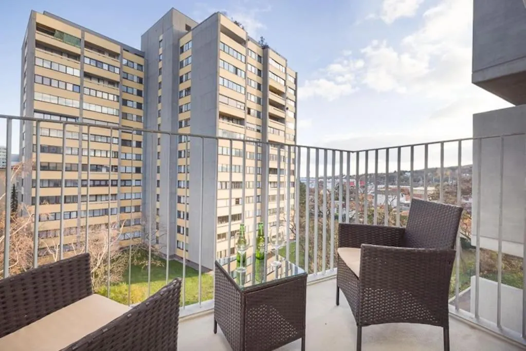 Premium City Apartment With Balcony! Free Garage Parking Included! Wiedeń Austria